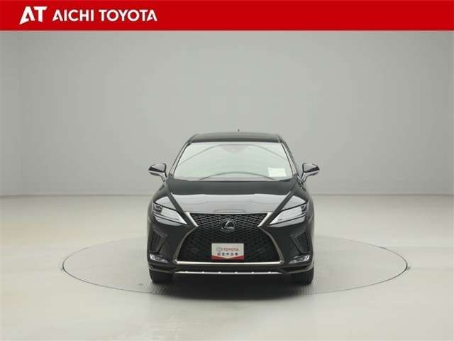 Lexus RX 9