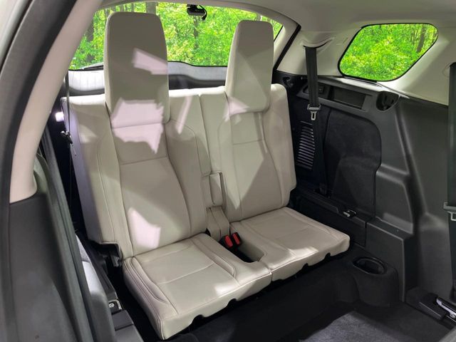 Land Rover Discovery Sport 11