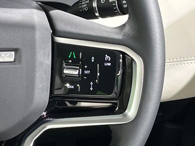 Land Rover Discovery Sport 5