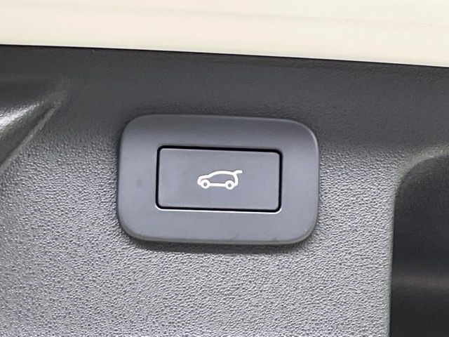Land Rover Discovery Sport 7