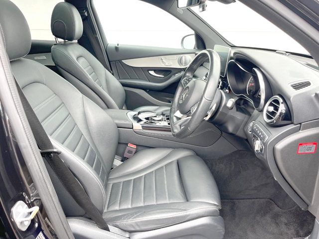 Mercedes-Benz GLC 9