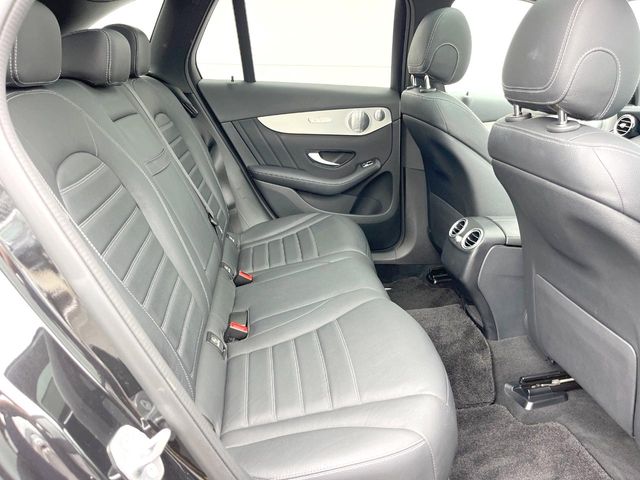 Mercedes-Benz GLC 10