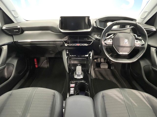 Peugeot SUV 2008 2