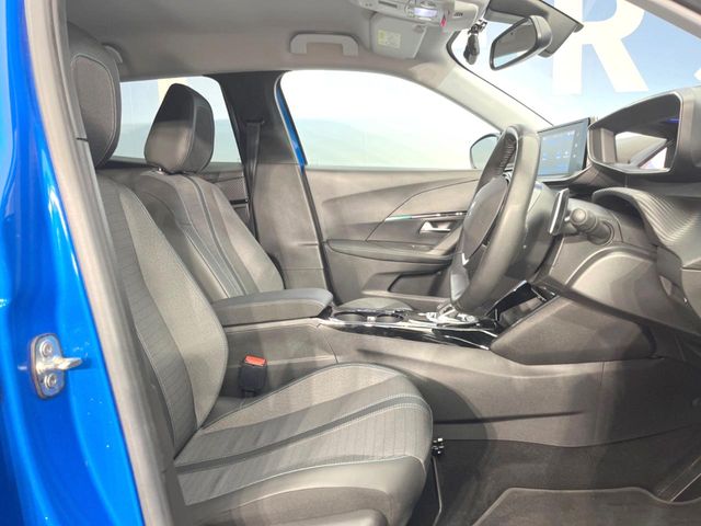Peugeot SUV 2008 9
