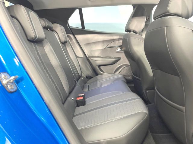 Peugeot SUV 2008 10