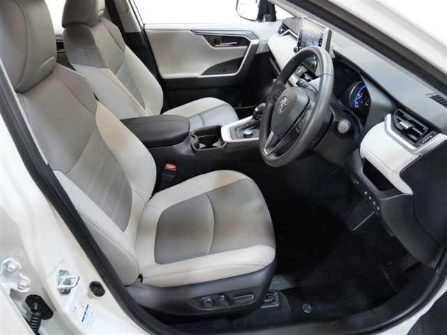 Toyota RAV4 8