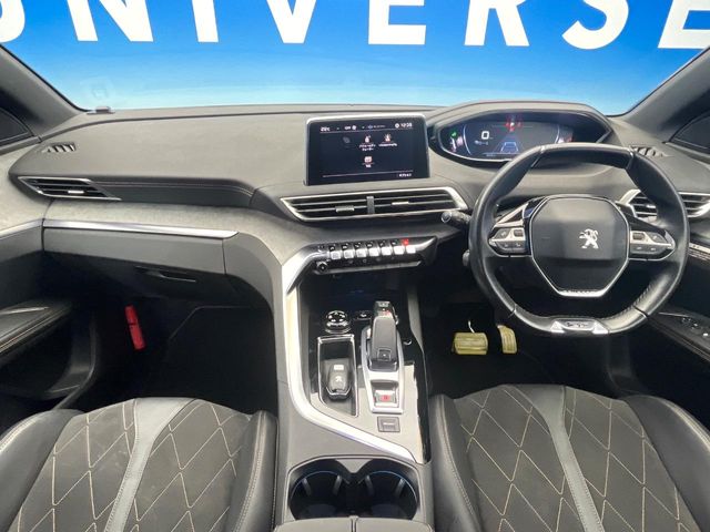 Peugeot 5008 2