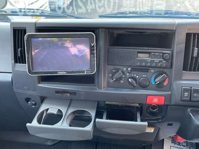 Isuzu Elf 12