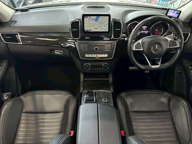Mercedes-Benz GLE 6