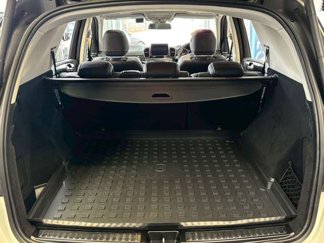Mercedes-Benz GLE 10