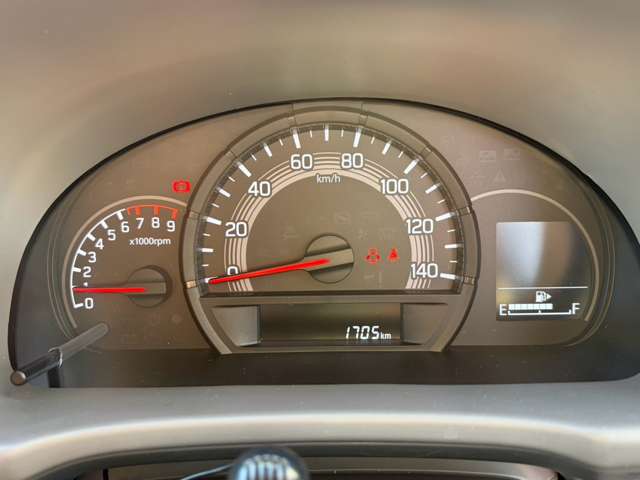 Nissan NV100 Clipper 8