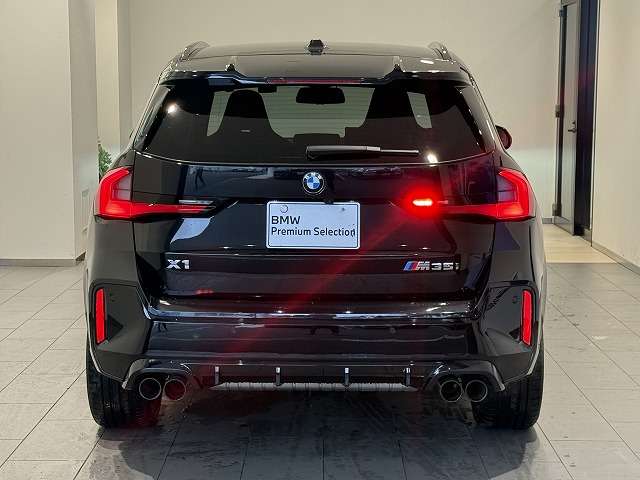 BMW X1 6