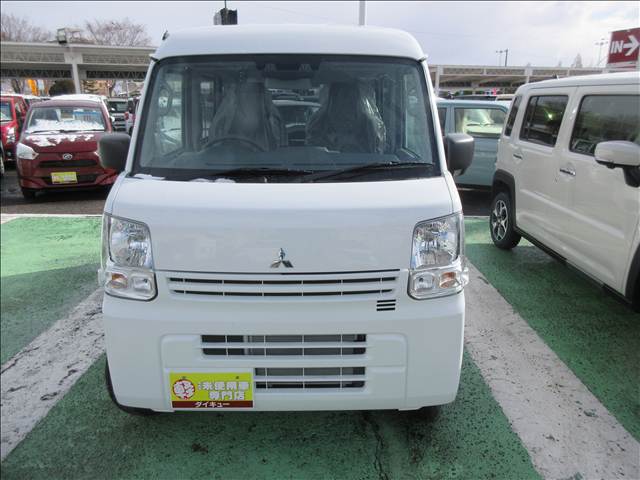 Mitsubishi Minicab Van 3