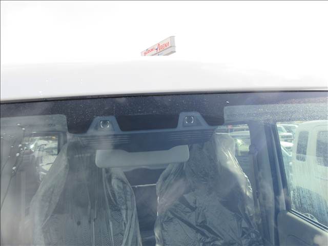 Mitsubishi Minicab Van 4