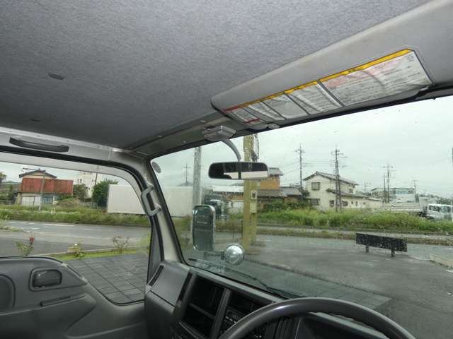 Isuzu Elf 13