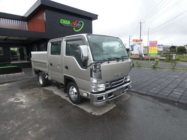 Isuzu Elf 4