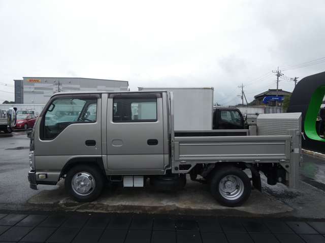 Isuzu Elf 9