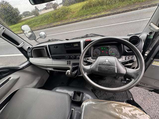 Mitsubishi Fuso Canter 12