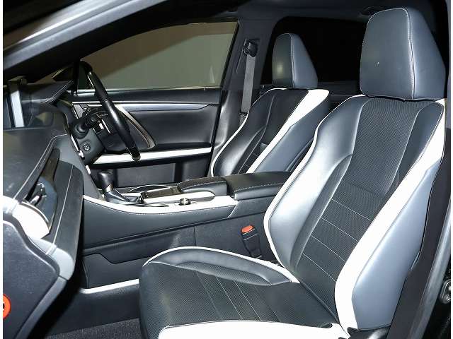 Lexus RX 6