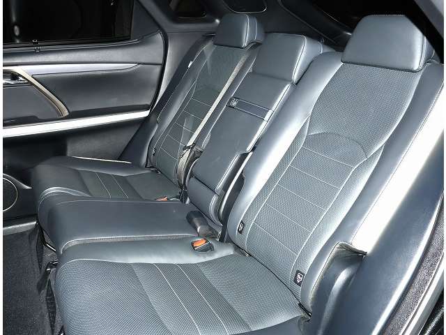 Lexus RX 7