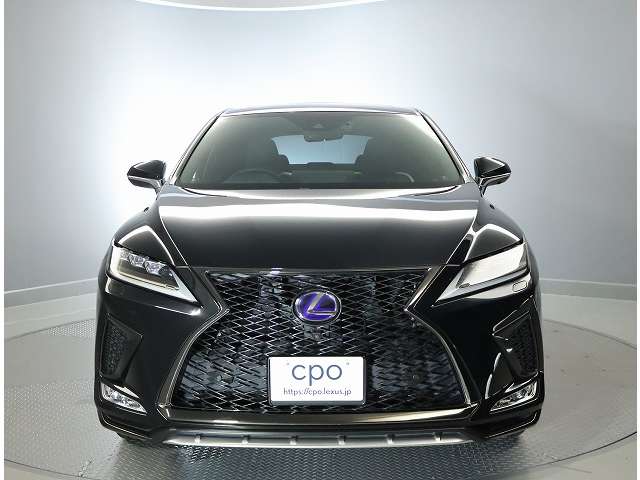 Lexus RX 9