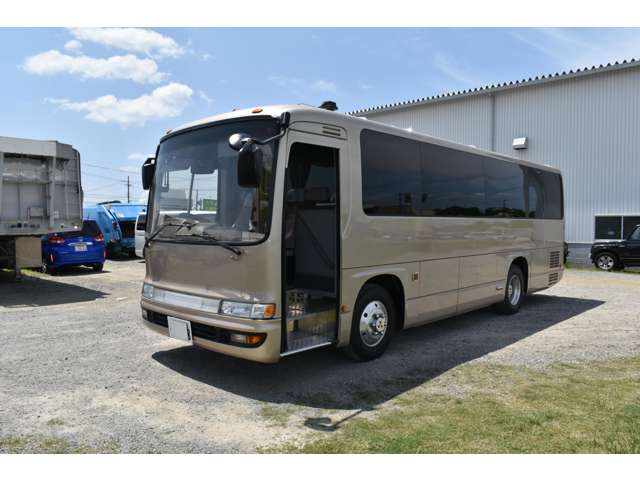 Hino Melpha 8