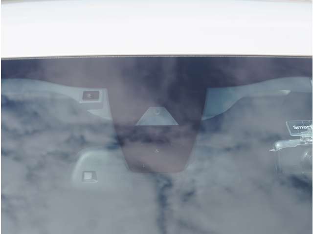 Peugeot SUV 2008 4