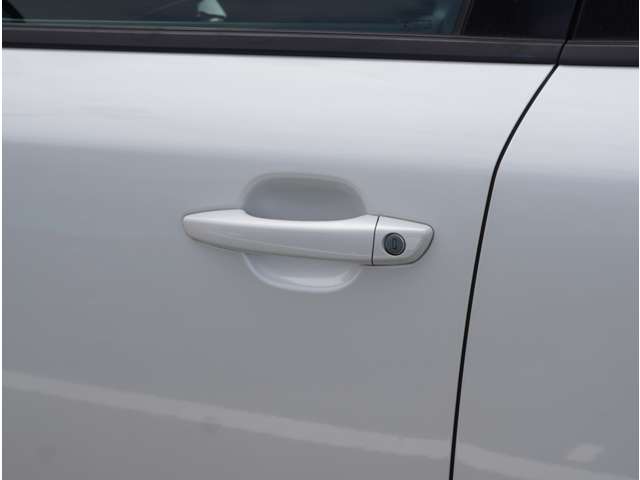 Peugeot SUV 2008 7