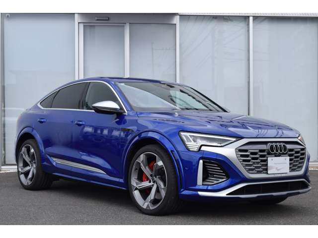 Audi SQ8 Sportback e-tron 5