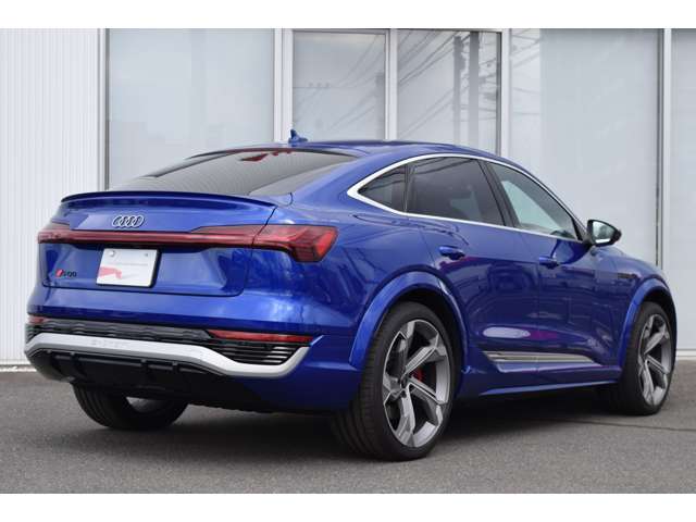 Audi SQ8 Sportback e-tron 9