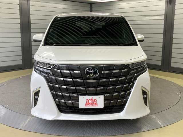 Toyota Alphard 5