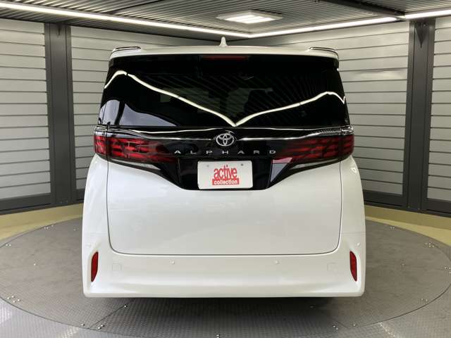 Toyota Alphard 10