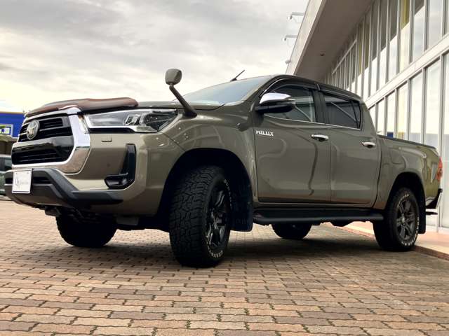 Toyota Hilux 5