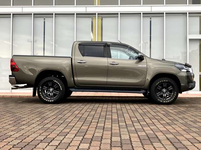 Toyota Hilux 7