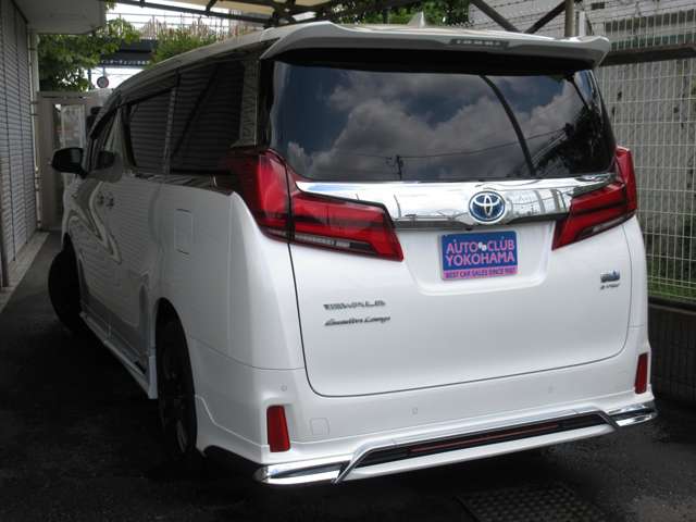 Toyota Alphard 5
