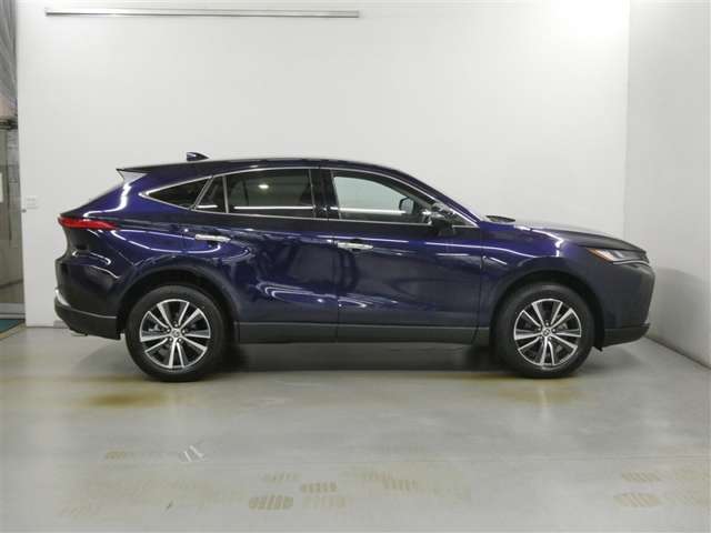 Toyota Harrier 4