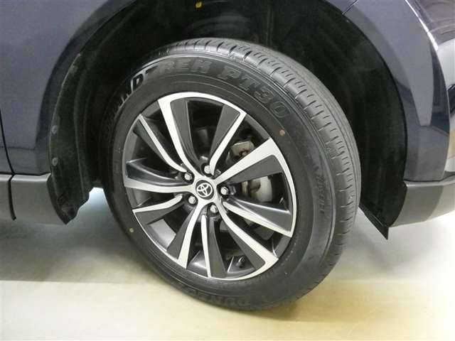 Toyota Harrier 10