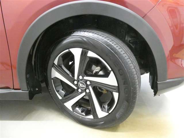 Daihatsu Rocky 10