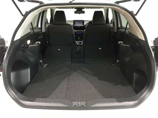 Toyota Yaris Cross 12