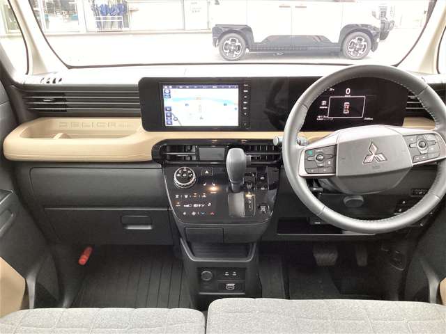 Mitsubishi Delica Mini 3