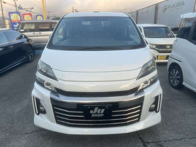 Toyota Vellfire 3