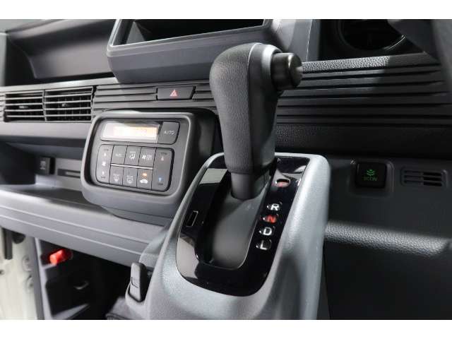 Honda N-VAN 6