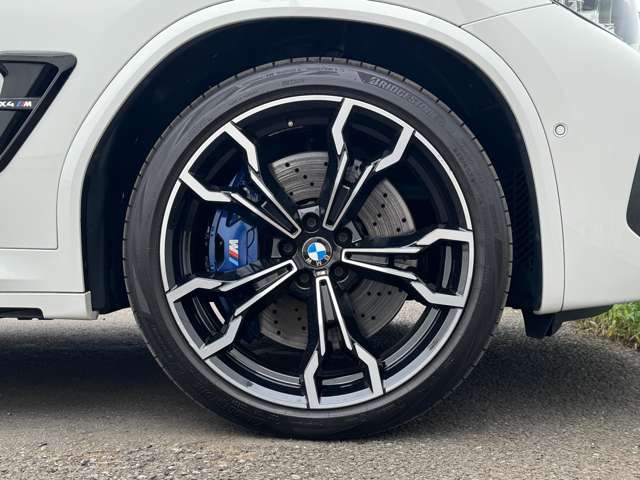 BMW X4 M 11