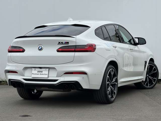 BMW X4 M 7