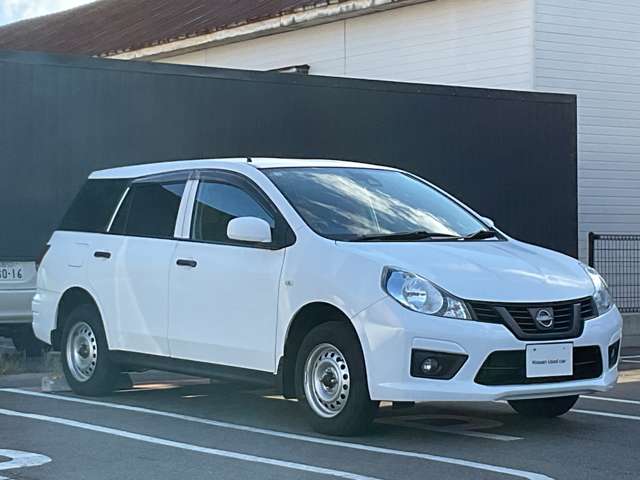 Nissan AD 3