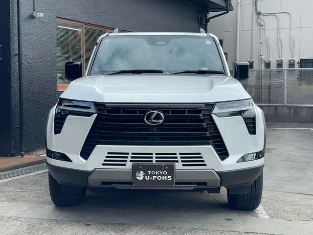 Lexus GX 4