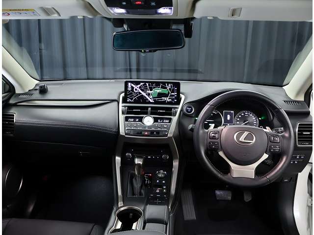 Lexus NX 5
