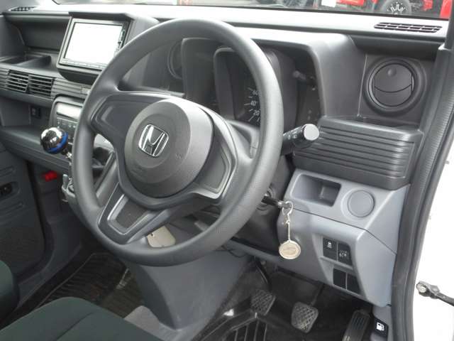 Honda N-VAN 10