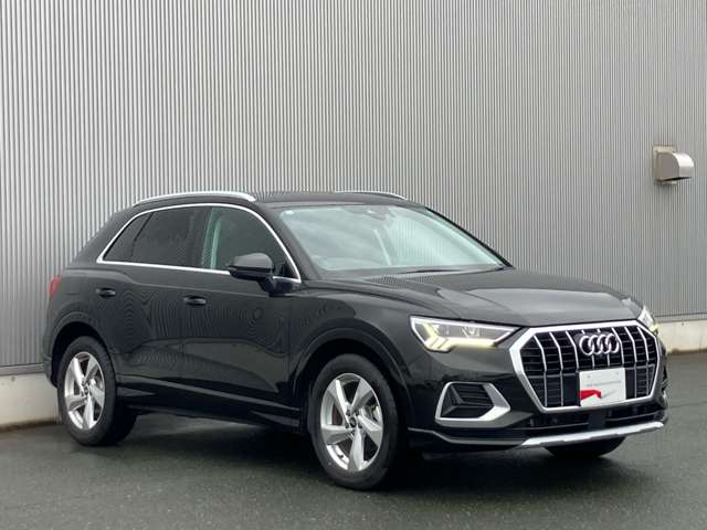 Audi Q3 12