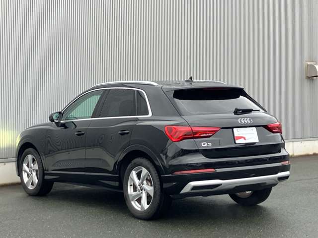 Audi Q3 8